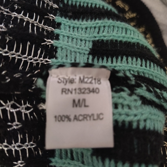 Krush Stylish Women's Cardigan with Geometric Pattern M/L - Picture 3 of 6